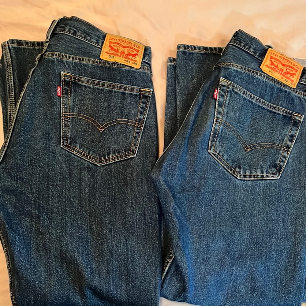 Levi’s 505 Dark wash 33 x 30